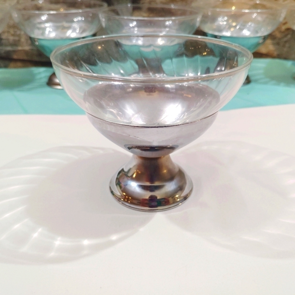 6 Vintage Sherbet Cups Bowls Ice Cream Dessert Pudding MCM 50s Footed Pedestal - Picture 6 of 12